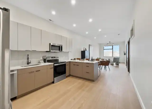 Property at 123 Essex St Unit 403, Lawrence, MA, 01840, 2 beds, 1 bath, [object Object]