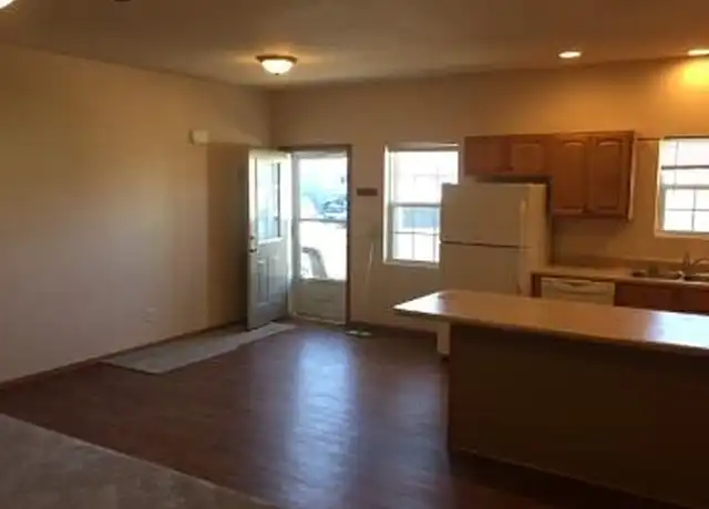 Property at 104 W Pearl St Unit 2, Thomasboro, IL, 61878, 1 bed, 1 bath, [object Object]
