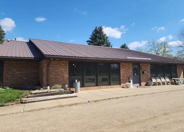 Property at 200 Country Club Ln Unit 2, Akron, IA, 51001, 1 bed, 1 bath, [object Object]