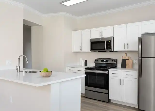 Property at Mountain Gate & Mountain Trails - 9350 S Cimarron Rd, Las Vegas, NV, 89178, 1-2 bed, 1-2 bath, [object Object]