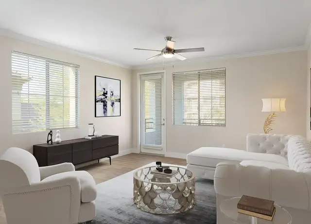 Photo of 9350 S Cimarron Rd, Las Vegas, NV 89178