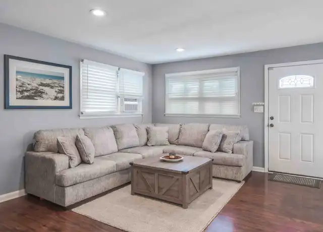 Property at 16 Francine Ave, Amityville, NY, 11701, 1 bed, 1 bath, [object Object]