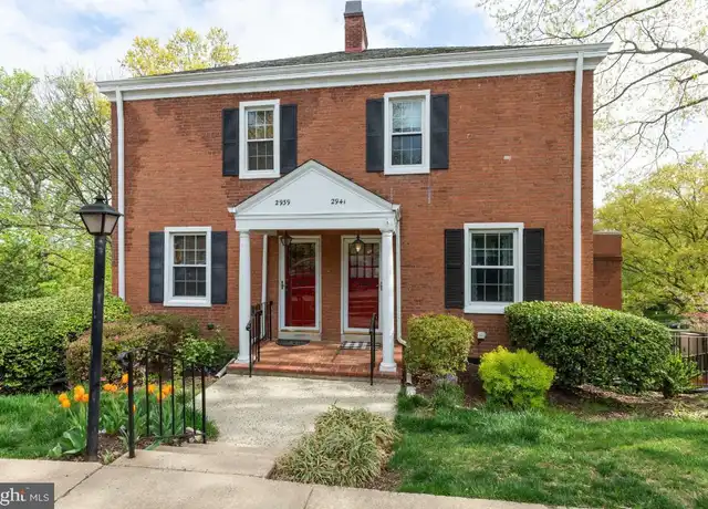Property at 2941 S Dinwiddie St, Arlington, VA, 22206, 2 beds, 1 bath, [object Object]