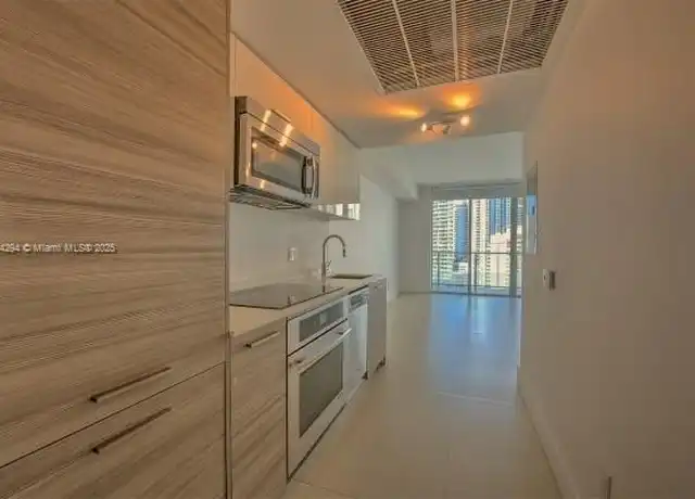 Property at 1300 Brickell Bay Dr #2013, Miami, FL, 33131, 0 beds, 1 bath, [object Object]