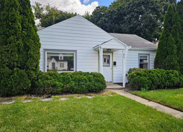 Property at 275 N Seymour Ave, Mundelein, IL, 60060, 2 beds, 1 bath, [object Object]
