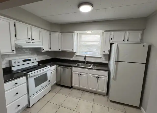 Property at 330 Blake St Unit B4, New Haven, CT, 06515, 3 beds, 2 baths, [object Object]