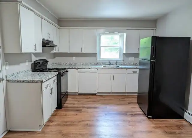 Property at 370 Woodtick Rd Unit 370-1R, Waterbury, CT, 06705, 2 beds, 1 bath, [object Object]