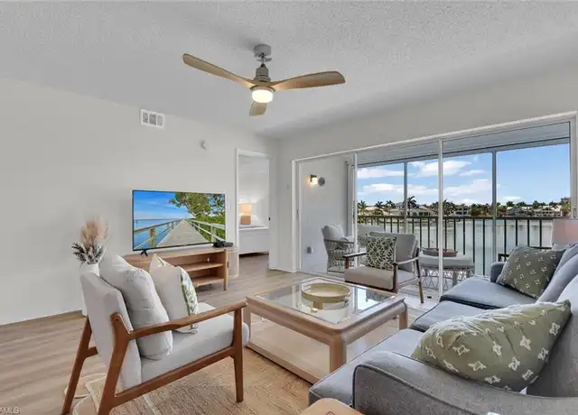 Property at 10682 Gulf Shore Dr Unit C205, Naples, FL, 34108, 2 beds, 2 baths, [object Object]