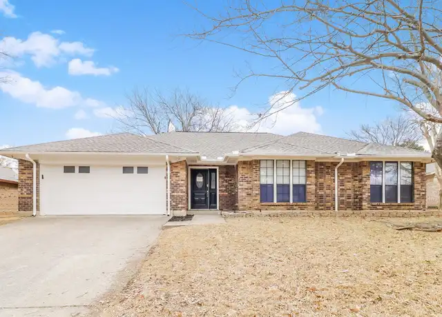 Property at 5105 Fairmount Dr, Arlington, TX, 76017, 3 beds, 2 baths, [object Object]