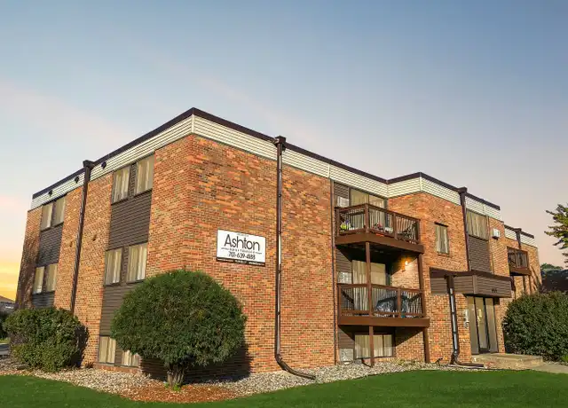 Property at 904 16th St N Unit 03-A, Fargo, ND, 58102, 2 beds, 1 bath, [object Object]
