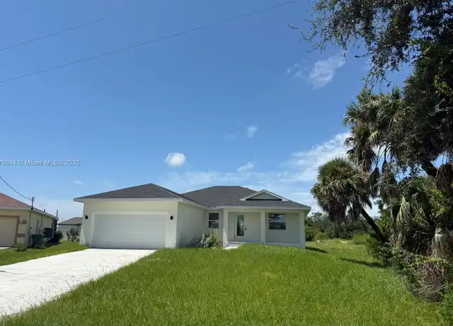Property at 108 Sunny Way, Rotonda West, FL, 33947, 3 beds, 2 baths, [object Object]