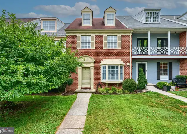 Property at 229 Castletown Rd, Lutherville Timonium, MD, 21093, 3 beds, 2.5 baths, [object Object]