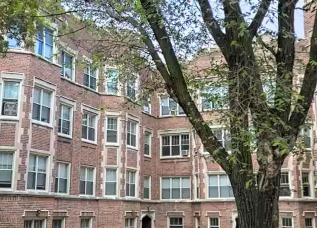 Property at 1726 E 70th St Unit 1722-2C, Chicago, IL, 60649, 1 bed, 1 bath, [object Object]