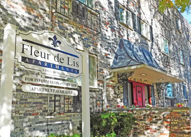 Property at 221 Sherry St Unit 105, Neenah, WI, 54956, 1 bed, 1 bath, [object Object]