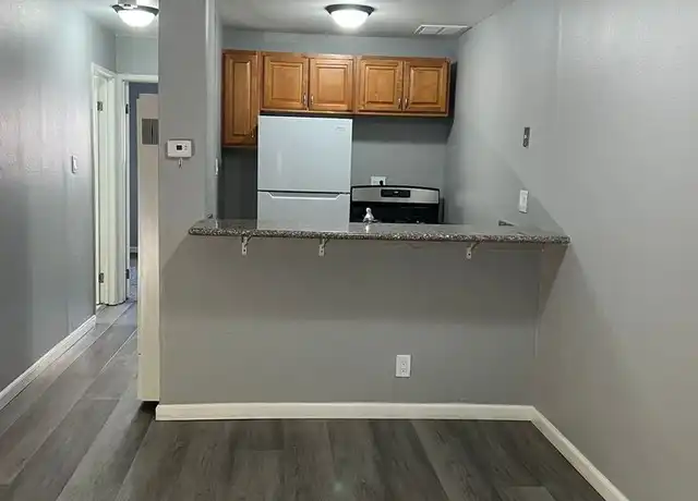 Property at 3025 Park Blvd Unit 2, Oakland, CA, 94610, 1 bed, 1 bath, [object Object]