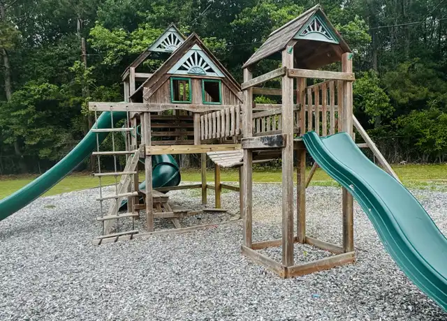 Property at 264 Prince Hall Ln Unit 202, Silsbee, TX, 77656, 2 beds, 1 bath, [object Object]