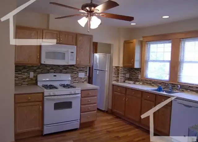 Property at 36 Elmira St Unit 2, Brighton, MA, 02135, 4 beds, 1.5 baths, [object Object]
