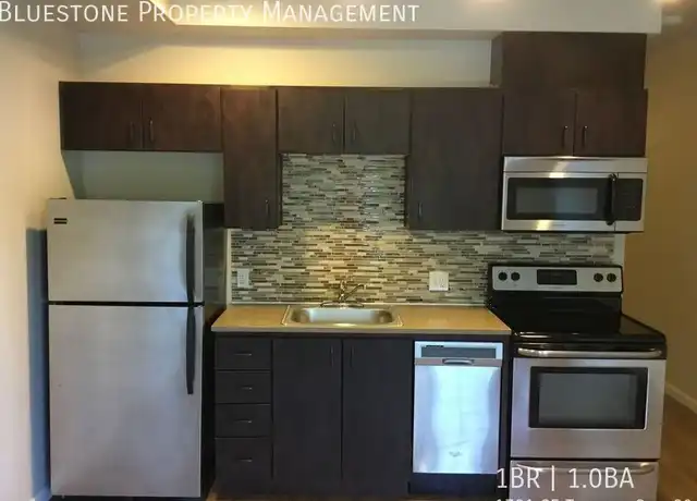 Property at 1721 SE Tacoma St Unit 206, Portland, OR, 97202, 1 bed, 1 bath, [object Object]