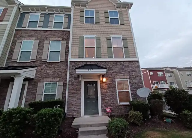 Property at 527 Twine Ln Unit A, Chesapeake, VA, 23324, 2 beds, 2.5 baths, [object Object]