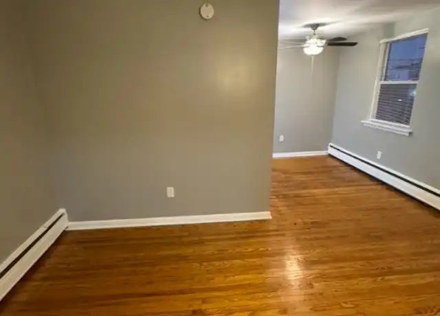 Property at 7231 Oxford Ave, Philadelphia, PA, 19111, 1 bed, 1 bath, [object Object]