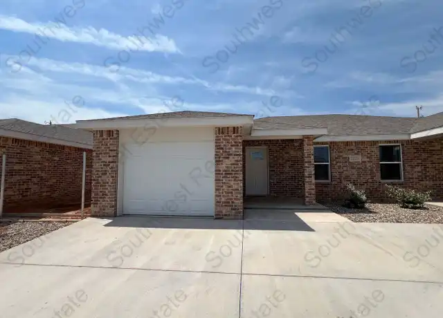 Property at 2125 Bobwhite Ct Unit B, Clovis, NM, 88101, 2 beds, 2 baths, [object Object]