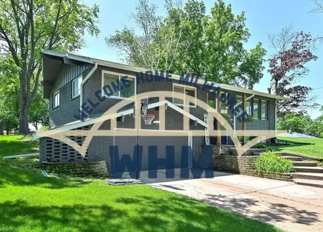 Property at 18365 Arden Ave, Brookfield, WI, 53045, 4 beds, 2 baths, [object Object]