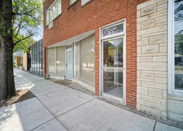 Property at 5309 W Devon Ave Fl 2, Chicago, IL, 60646, 2 beds, 1 bath, [object Object]