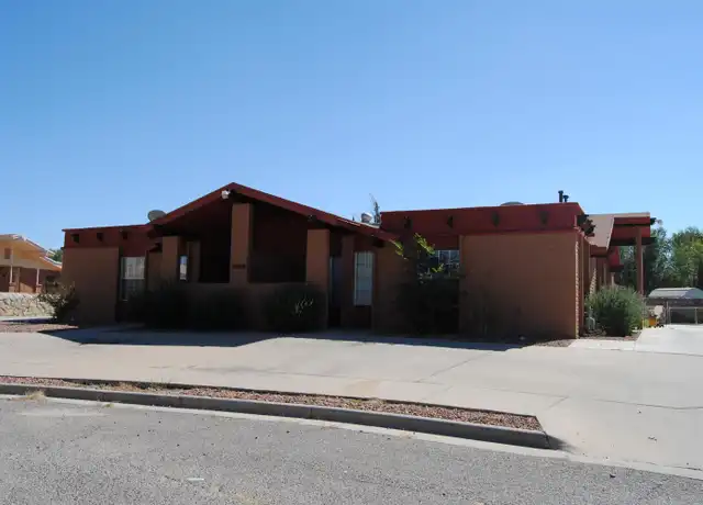 Property at 5524 Oakbriar Cir Unit A, El Paso, TX, 79932, 2 beds, 1 bath, [object Object]