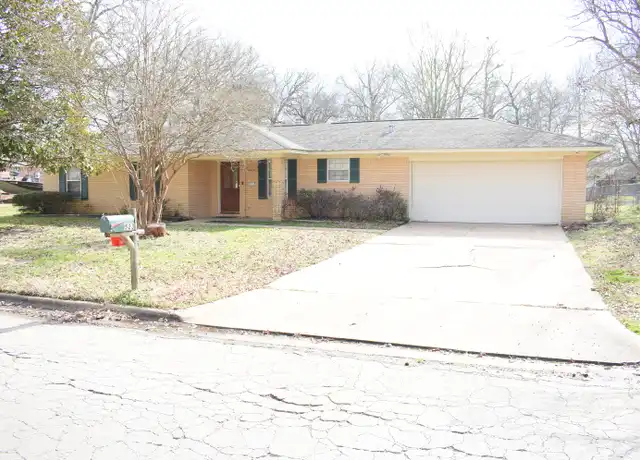 Property at 523 Arbor Oak Dr, Nacogdoches, TX, 75964, 3 beds, 2 baths, [object Object]