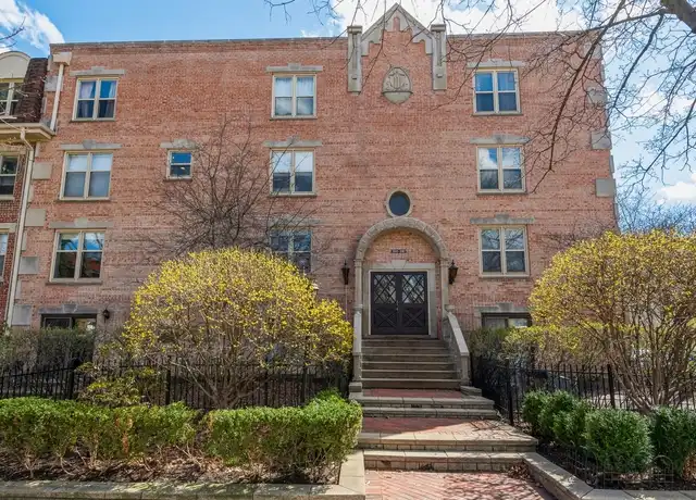 Property at 300 Main St Unit E, Evanston, IL, 60202, 2 beds, 1.5 baths, [object Object]