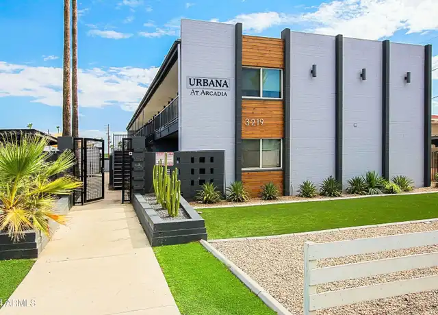 Property at 3219 E Earll Dr Unit 2, Phoenix, AZ, 85018, 2 beds, 1 bath, [object Object]