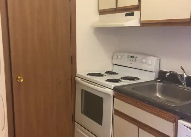 Property at 750 N Pioneer Rd Unit 101, Waukegan, IL, 60085, 1 bed, 1 bath, [object Object]