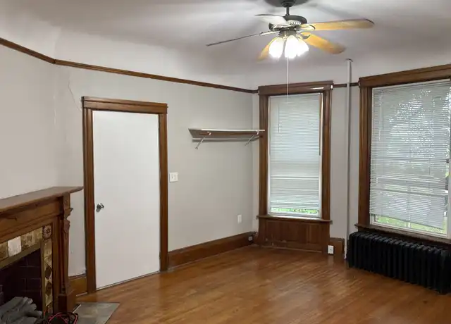 Property at 2040 S St Aubin St Unit 1, Sioux City, IA, 51106, 2 beds, 1 bath, [object Object]