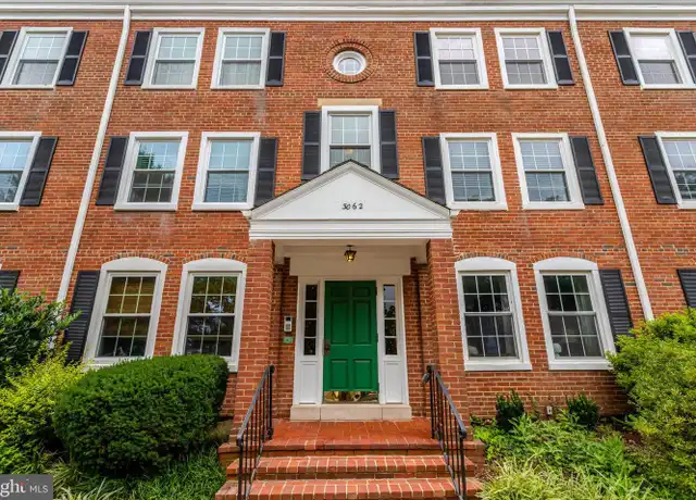 Property at 3062 S Buchanan St Unit C2, Arlington, VA, 22206, 1 bed, 1 bath, [object Object]