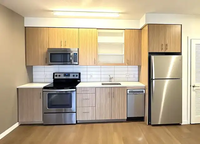 Property at Overlook Park - 3705 N Overlook Blvd, Portland, OR, 97227, 1 bed, 1 bath, [object Object]
