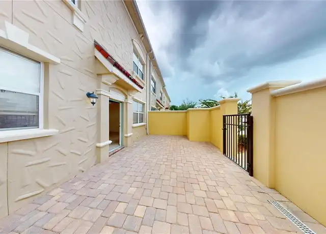 Property at 2298 Bella Vista Dr, Davenport, FL, 33897, 4 beds, 3.5 baths, [object Object]