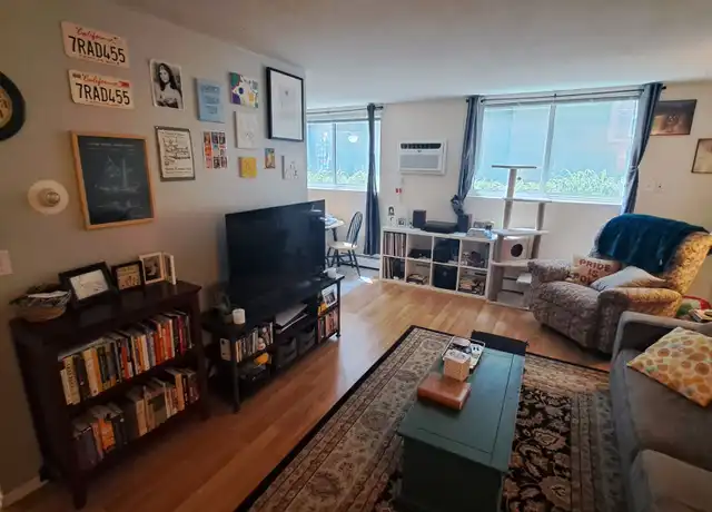 Property at 2440 Harriet Ave Unit 101, Minneapolis, MN, 55405, 1 bed, 1 bath, [object Object]