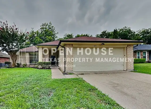 Property at 609 Thornhill Ln, Garland, TX, 75040, 3 beds, 2 baths, [object Object]