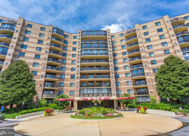Property at 8340 Greensboro Dr #812, Mc Lean, VA, 22102, 3 beds, 2 baths, [object Object]
