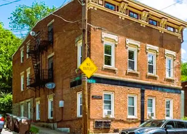 Property at 1646 Pulte St Unit 1646-4, Cincinnati, OH, 45225, 1 bed, 1 bath, [object Object]