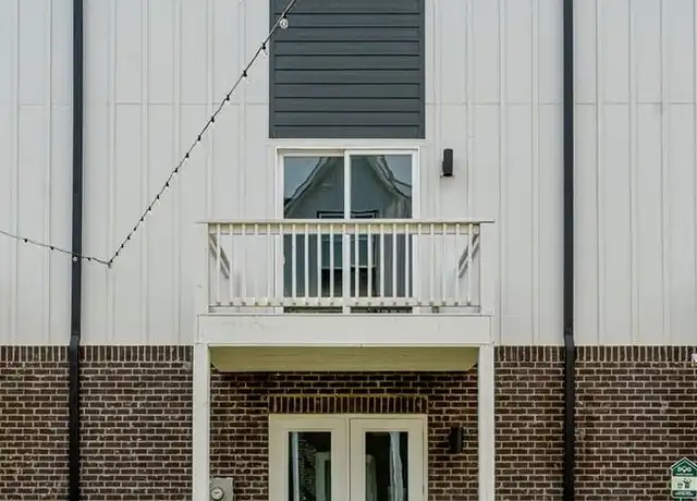 Property at 5702 Sofias Cir, Chattanooga, TN, 37411, 2 beds, 2 baths, [object Object]