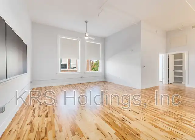 Property at 306 N Road St Unit 106, Elizabeth City, NC, 27909, 1 bed, 1 bath, [object Object]