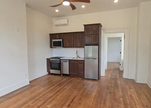 Property at 1205 Lee St Unit 1, Covington, KY, 41011, 1 bed, 1 bath, [object Object]