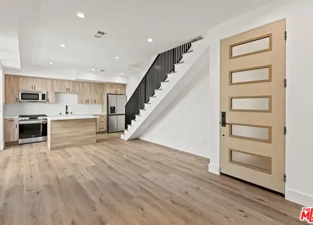 Property at 10917 Hesby St Unit 2, North Hollywood, CA, 91601, 3 beds, 3.5 baths, [object Object]