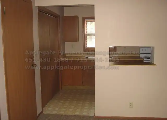 Property at 325 W 9th St Unit B, New Richmond, WI, 54017, 2 beds, 1 bath, [object Object]
