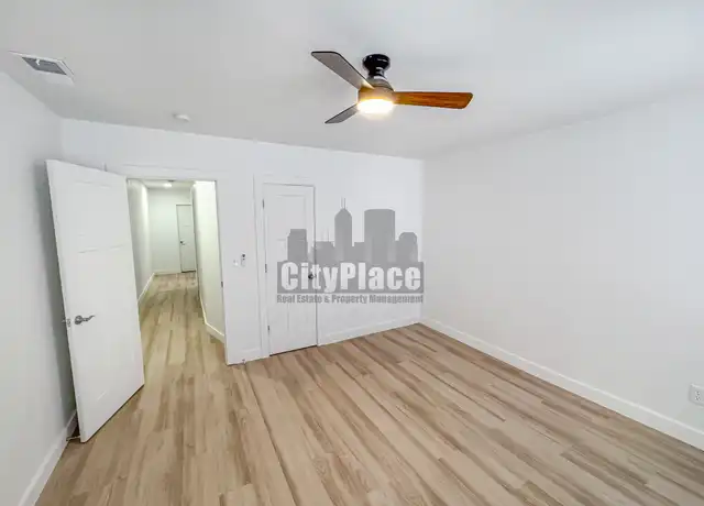 Property at 525 N Keystone Ave, Indianapolis, IN, 46201, 4 beds, 2 baths, [object Object]