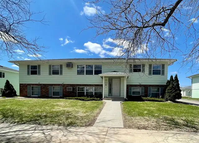 Property at Chester Estates - 1463 6th Ave SE, Rochester, MN, 55904, 1 bed, 1 bath, [object Object]