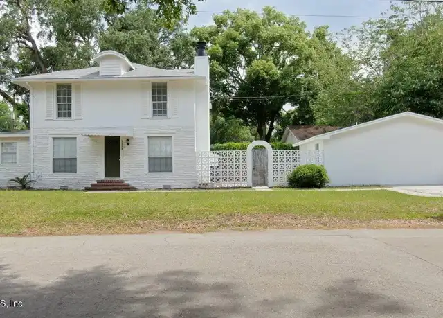 Property at 5336 Cruz Rd, Jacksonville, FL, 32207, 4 beds, 3 baths, [object Object]