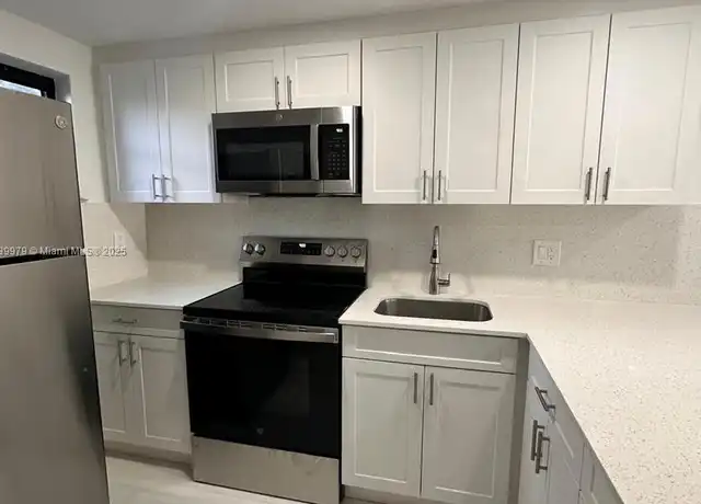 Property at 1901 NW S River Dr, Miami, FL, 33125, 1 bed, 1.5 baths, [object Object]