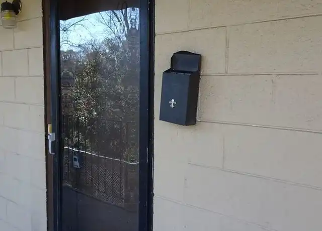 Property at 602 74th St Unit 10, Newport News, VA, 23605, 2 beds, 1 bath, [object Object]